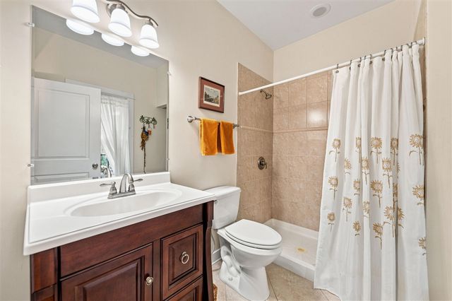 18 Walden Way, New Buffalo, MI 49117