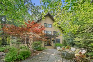 18 Walden Way, New Buffalo, MI 49117