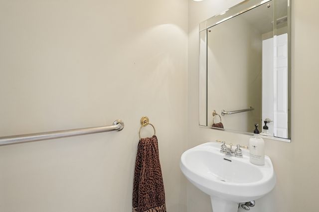 18036 Crystal Lane, Lansing, IL 60438