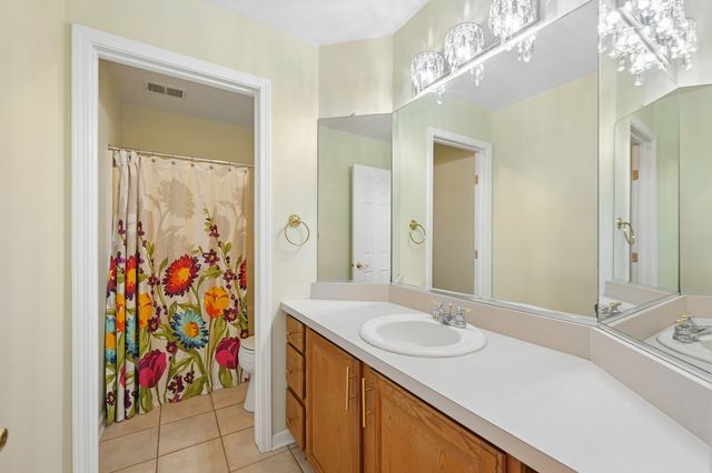 18036 Crystal Lane, Lansing, IL 60438