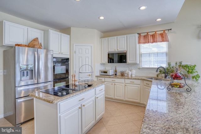 5 W THRUSH DR, Milford, DE 19963