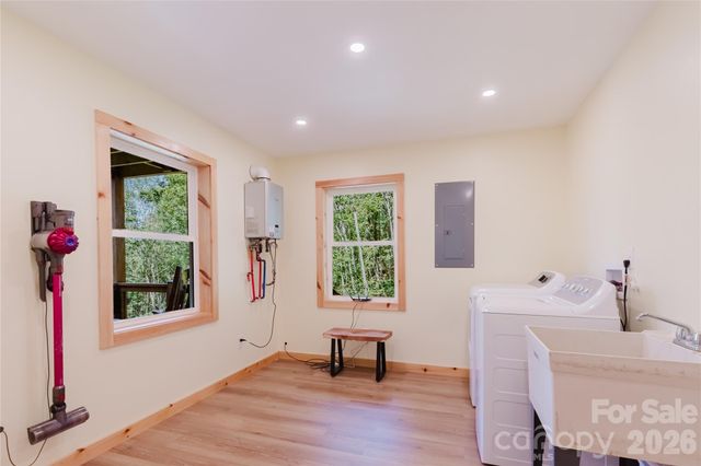 241 Golden Hawk Drive 85, Bryson City, NC 28713