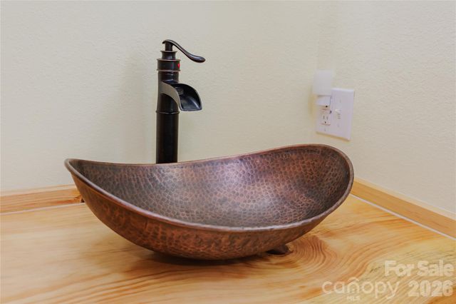 241 Golden Hawk Drive 85, Bryson City, NC 28713