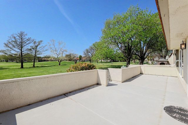 26 E Via Roma, Wichita, KS 67230