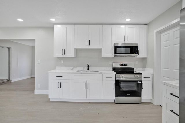 4430 NW 22nd Street, Lauderhill, FL 33313