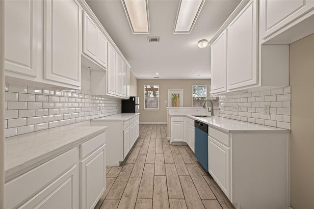 11874 Ramla Place Trail, Houston, TX 77089