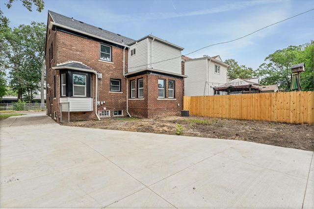 8231 Mary Grove Drive, Detroit, MI 48221
