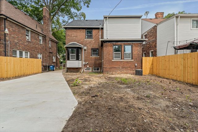 8231 Mary Grove Drive, Detroit, MI 48221