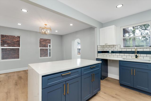 8231 Mary Grove Drive, Detroit, MI 48221