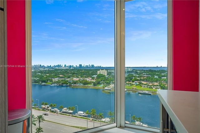 4779 Collins Ave 1805, Miami Beach, FL 33140