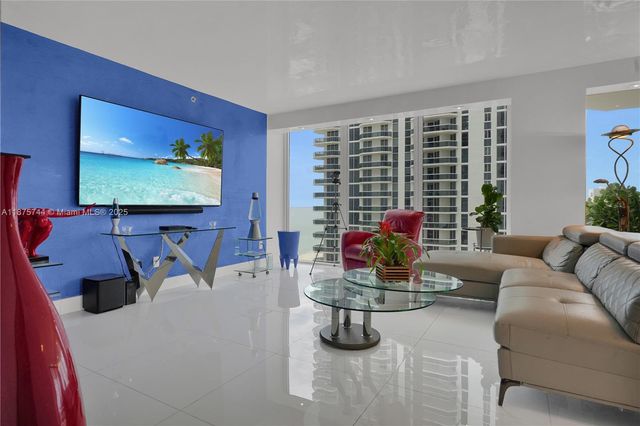 4779 Collins Ave 1805, Miami Beach, FL 33140