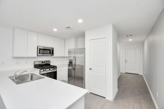 1034 Gentle Nook Drive, Beasley, TX 77417