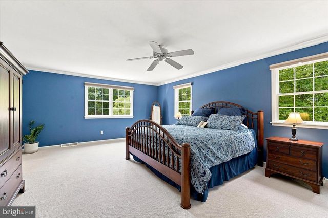 6 JOANNA DR, Malvern, PA 19355