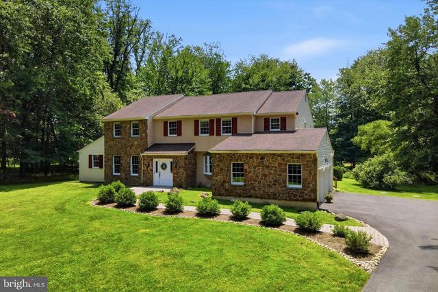 6 JOANNA DR, Malvern, PA 19355