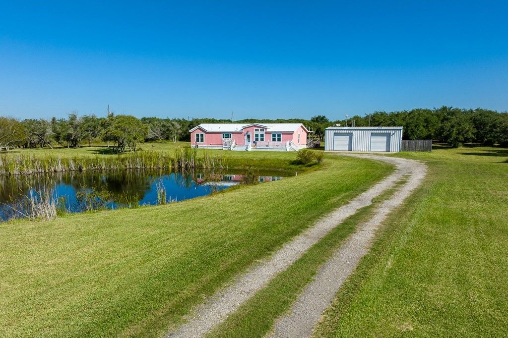 1140 W Beasley Avenue, Aransas Pass, TX 78336 — photo 3