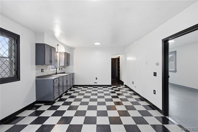 407 Potomac Avenue, Buffalo, NY 14213