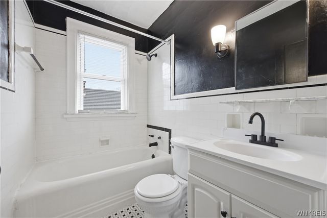 407 Potomac Avenue, Buffalo, NY 14213