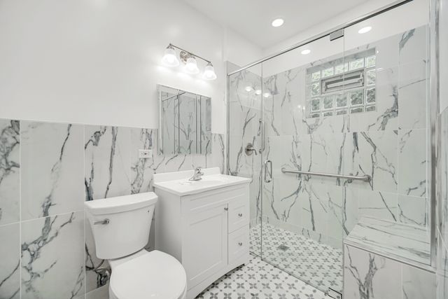 1620 E 85th Street, Chicago, IL 60617