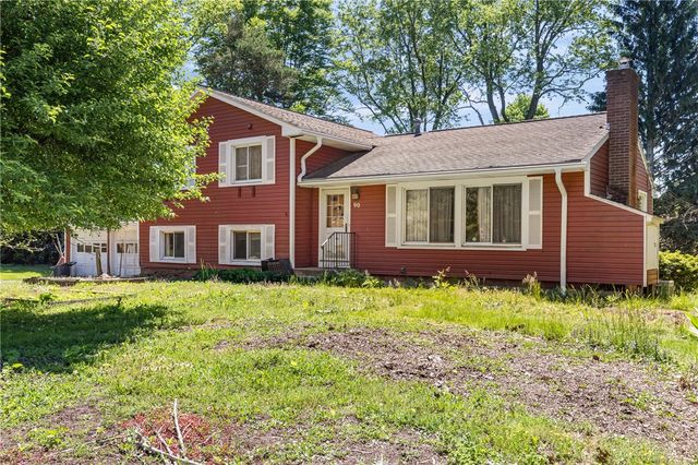 90 Hotchkiss Circle, Penfield, NY 14526