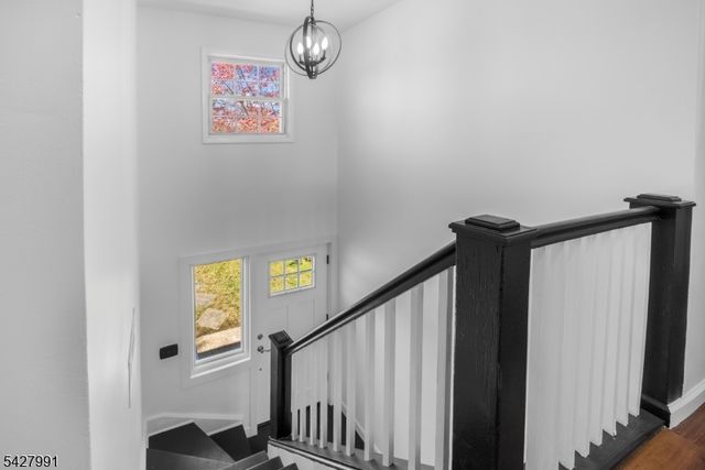2 Laurie Ter, Hackettstown Town, NJ 07840