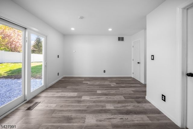2 Laurie Ter, Hackettstown Town, NJ 07840