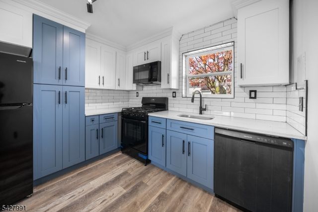 2 Laurie Ter, Hackettstown Town, NJ 07840