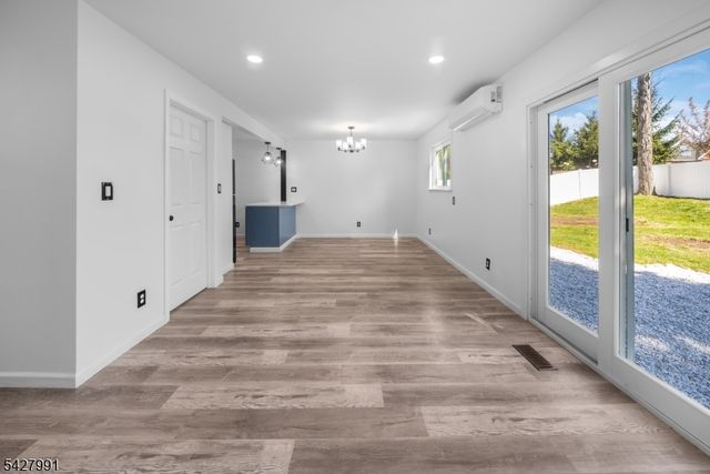 2 Laurie Ter, Hackettstown Town, NJ 07840