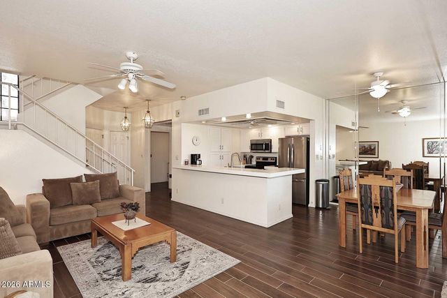 9705 E MOUNTAIN VIEW Road 1131, Scottsdale, AZ 85258