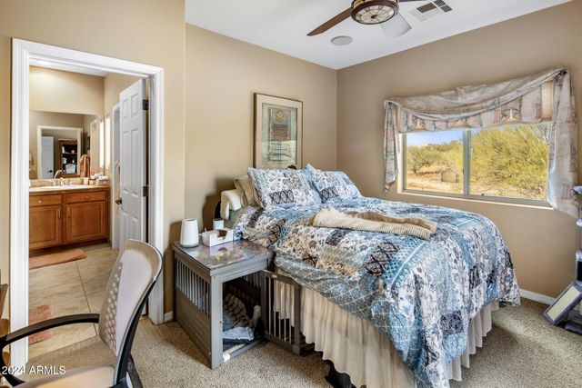 44821 N 12th Street, New River, AZ 85087