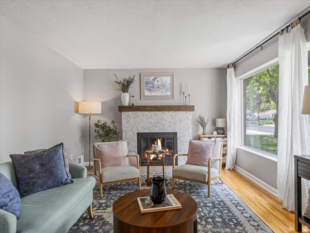 419 E HILLSIDE DR, Salt Lake City, UT 84107