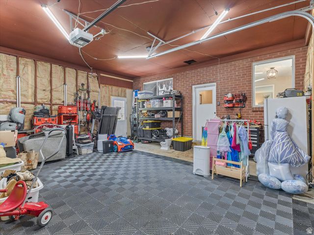 419 E HILLSIDE DR, Salt Lake City, UT 84107