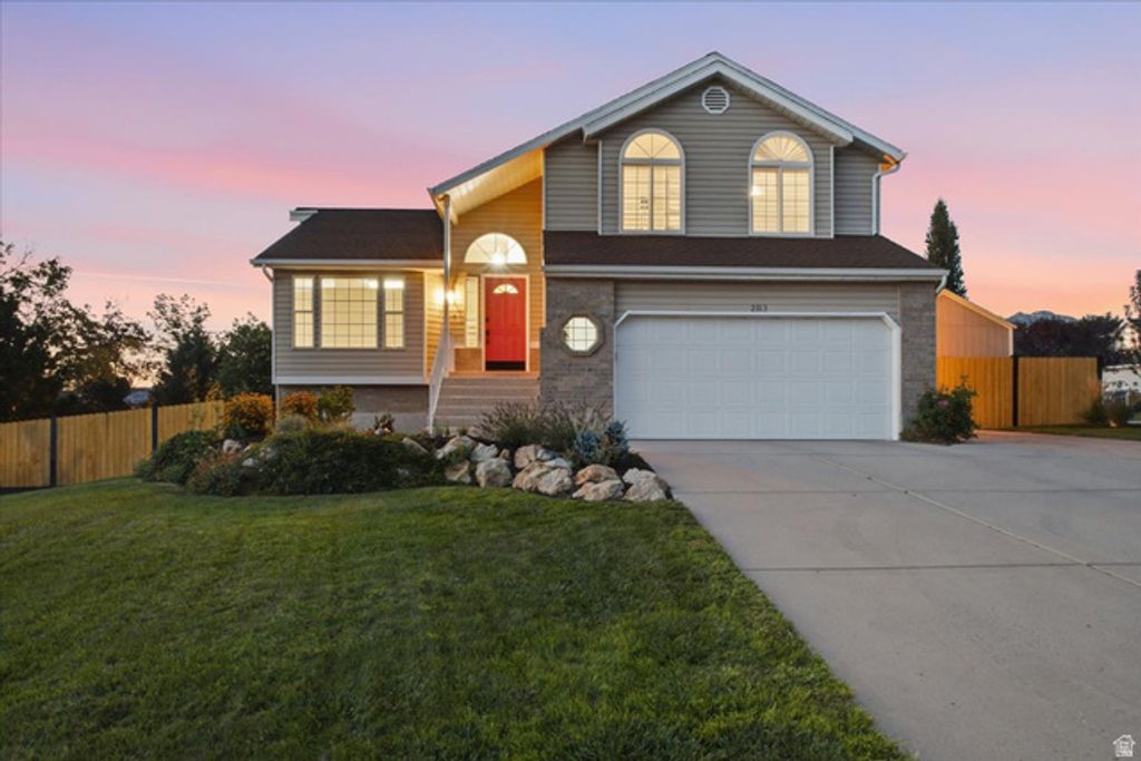 2313 E ROCKVIEW DR, Sandy, UT 84092 — exterior