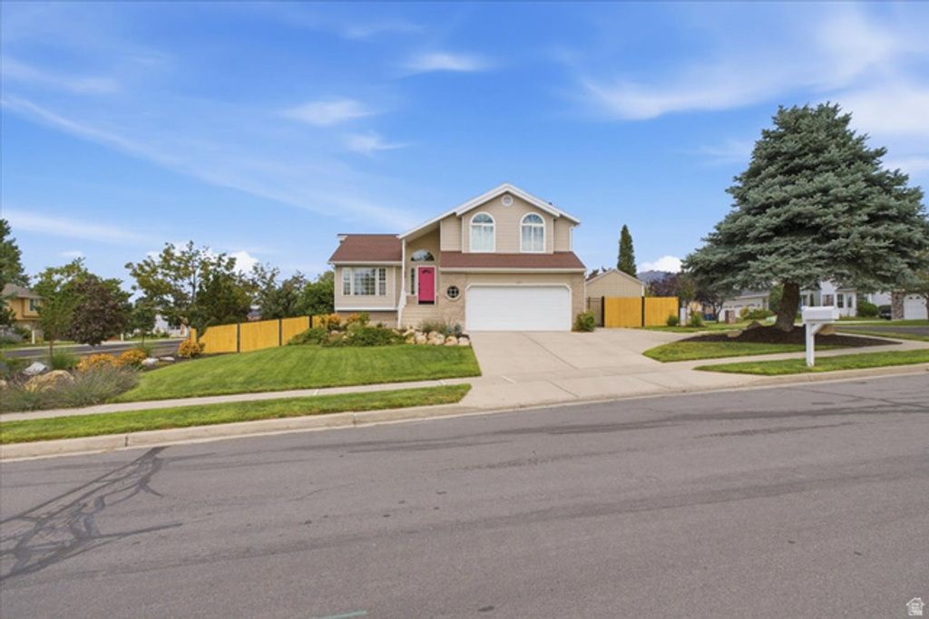 2313 E ROCKVIEW DR, Sandy, UT 84092 — photo 3