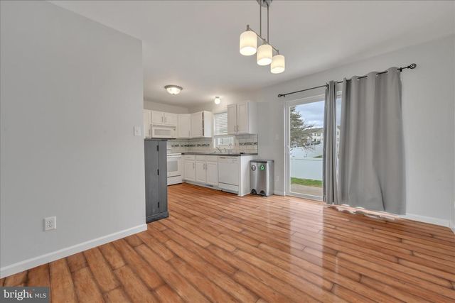 76 LAUREL DR, Myerstown, PA 17067