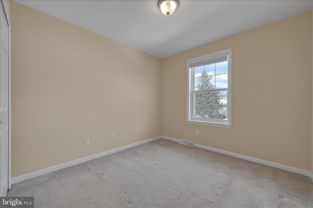 76 LAUREL DR, Myerstown, PA 17067