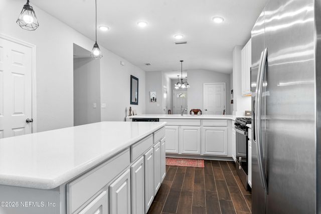 74 SANDERSON Drive, Jacksonville, FL 32259