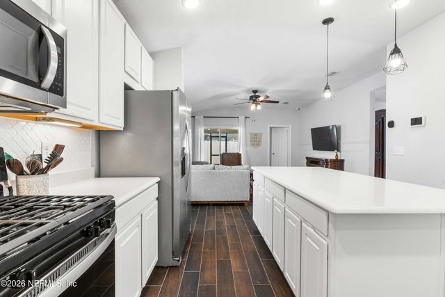 74 SANDERSON Drive, Jacksonville, FL 32259