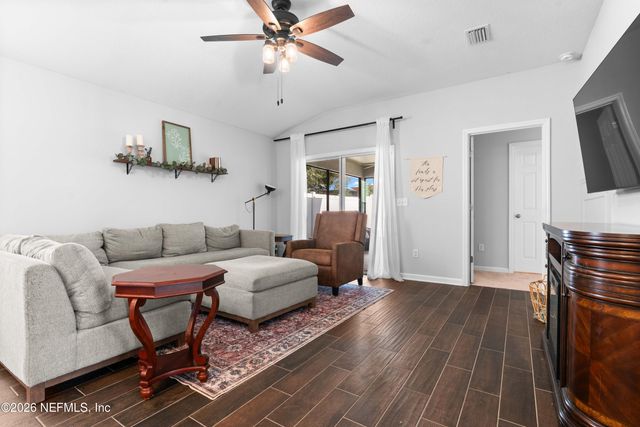 74 SANDERSON Drive, Jacksonville, FL 32259