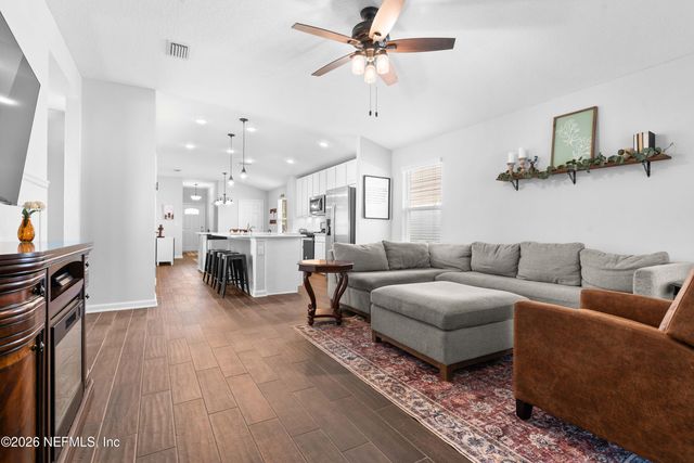 74 SANDERSON Drive, Jacksonville, FL 32259