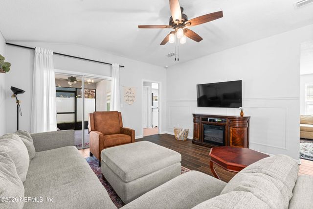 74 SANDERSON Drive, Jacksonville, FL 32259