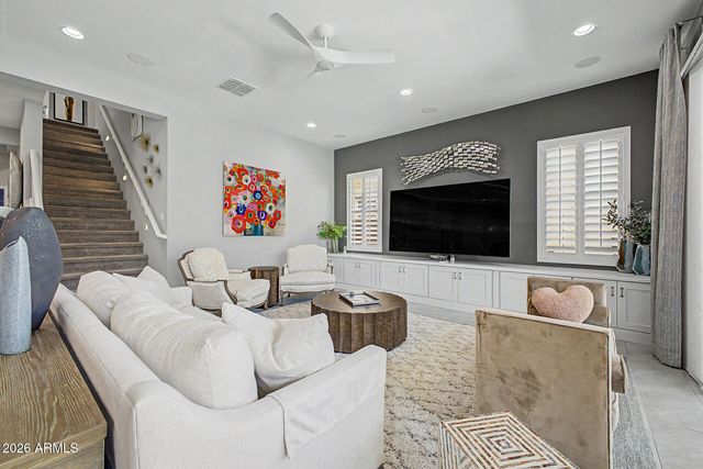 3251 E Bryce Lane, Phoenix, AZ 85050