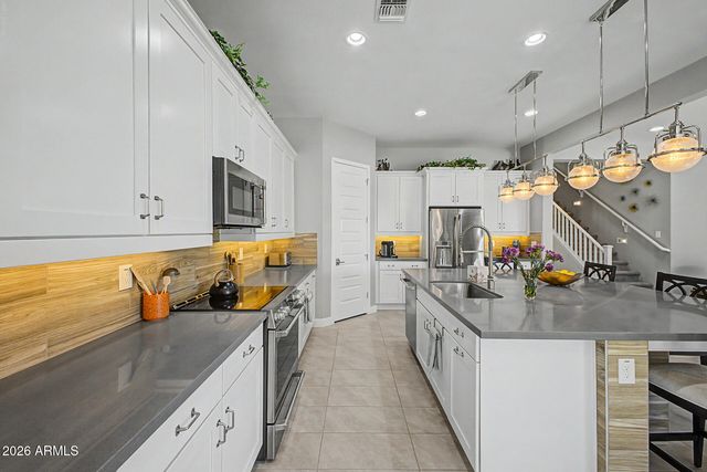 3251 E Bryce Lane, Phoenix, AZ 85050