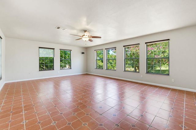 12257 E Fm 1431, Marble Falls, TX 78654
