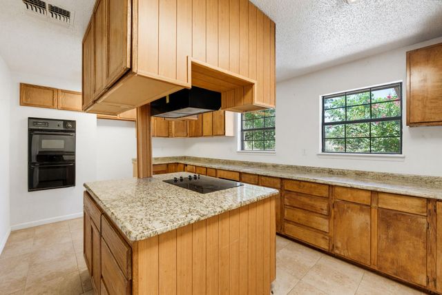12257 E Fm 1431, Marble Falls, TX 78654