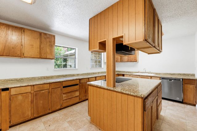12257 E Fm 1431, Marble Falls, TX 78654