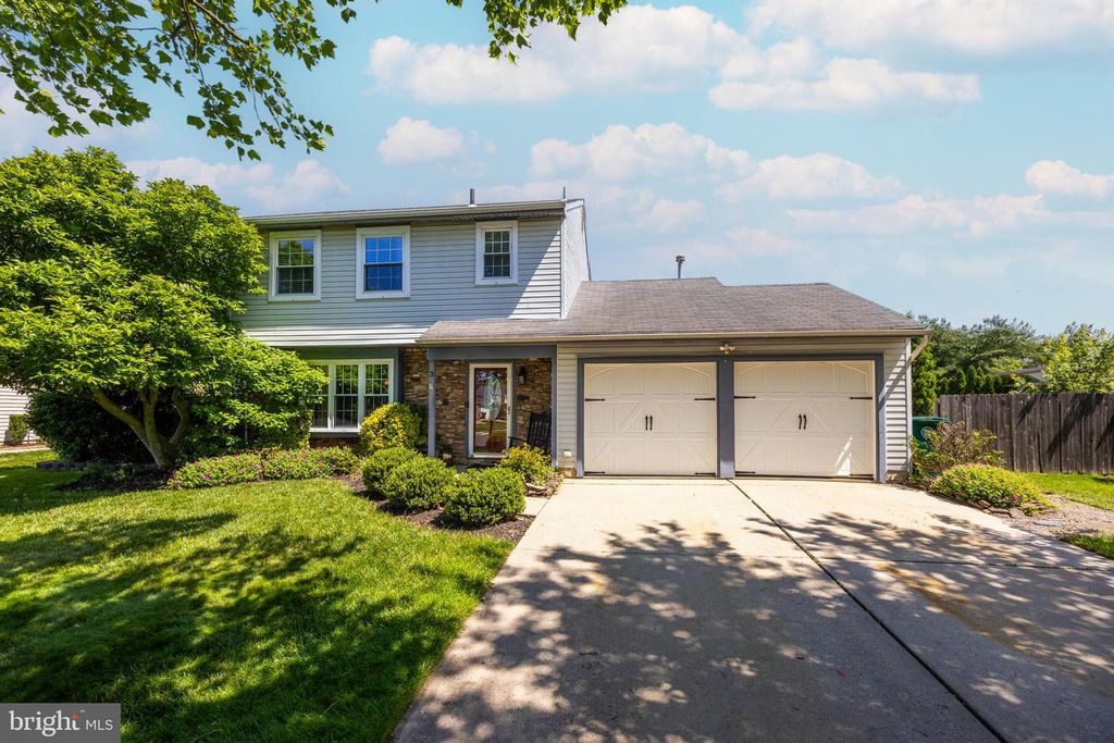 3 LINDEN TREE LN, Mount Holly, NJ 08060