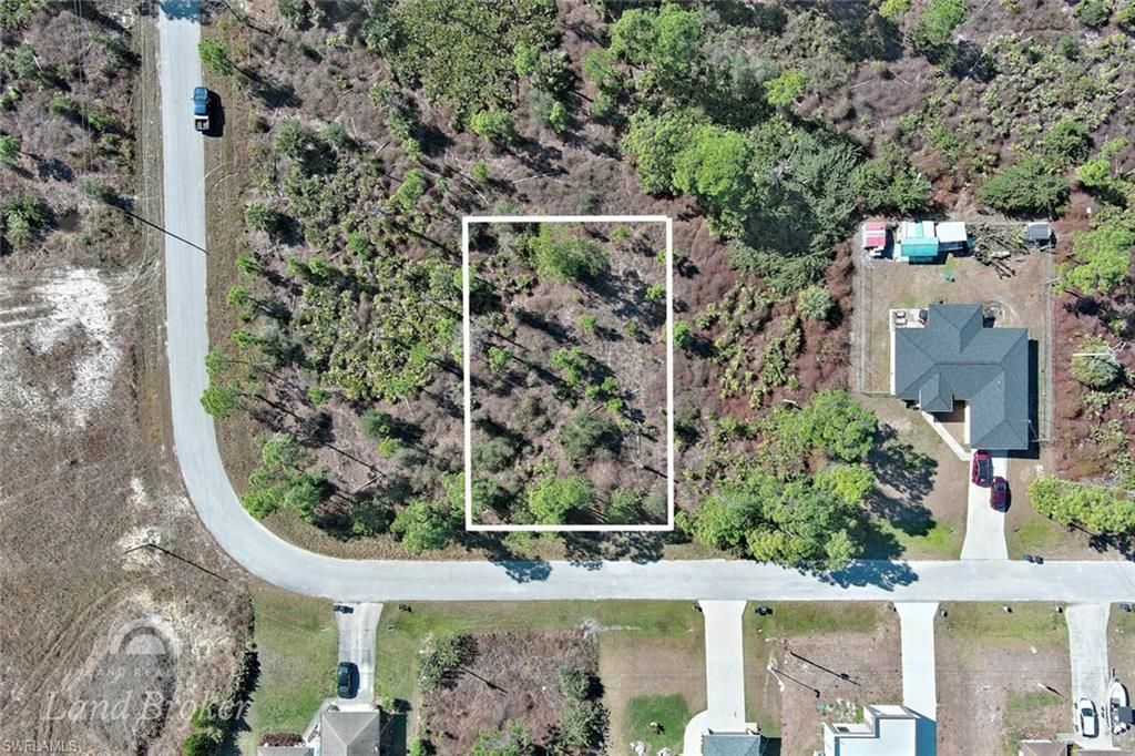 1053 Fayette AVE, LEHIGH ACRES, FL 33974 — exterior
