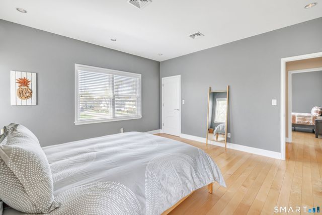 126 Fifth Avenue, Milford, CT 06460