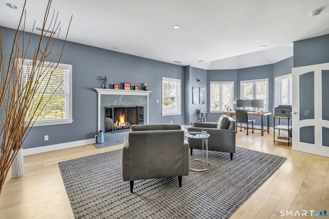 126 Fifth Avenue, Milford, CT 06460