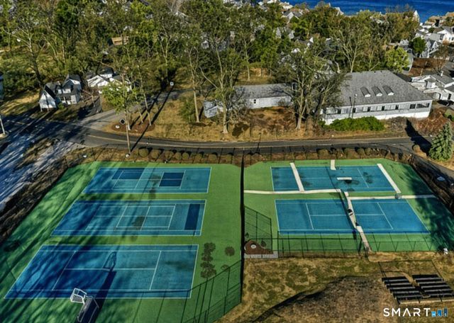 126 Fifth Avenue, Milford, CT 06460
